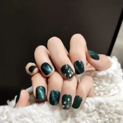 24 Pcs Green Glossy Oval Short Cat Eye False Nails Set 